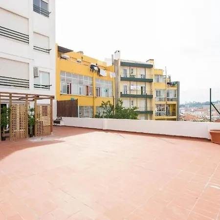Guestready - Stylish Flat Near Lisbon's Iconic Ave شقة