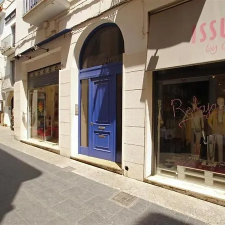 Guestready - Stylish Flat Near Lisbon's Iconic Ave Apartman *