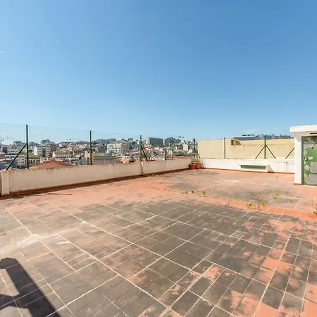 Guestready - Stylish Flat Near Lisbon's Iconic Ave Appartamento Lisbona