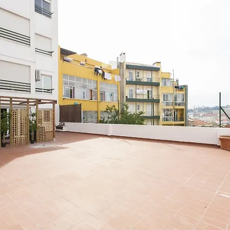 Joivy Superb 1-Bed Apt With Workspace And Terrace, Close To Avenida Da Liberdade *