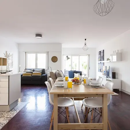 Joivy Superb 1-Bed Apt With Workspace And Terrace, Close To Avenida Da Liberdade *