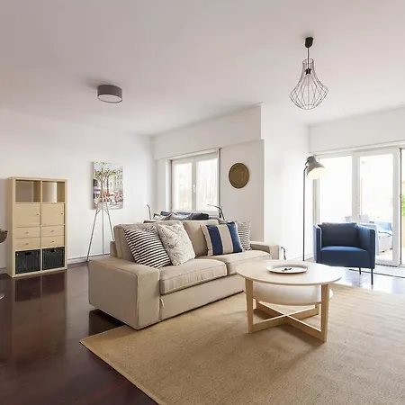 Joivy Superb 1-Bed Apt With Workspace And Terrace, Close To Avenida Da Liberdade Apartment Lisbon