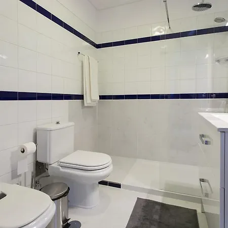 Joivy Superb 1-Bed Apt With Workspace And Terrace, Close To Avenida Da Liberdade