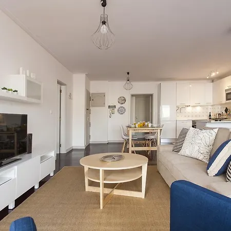 Joivy Superb 1-Bed Apt With Workspace And Terrace, Close To Avenida Da Liberdade *